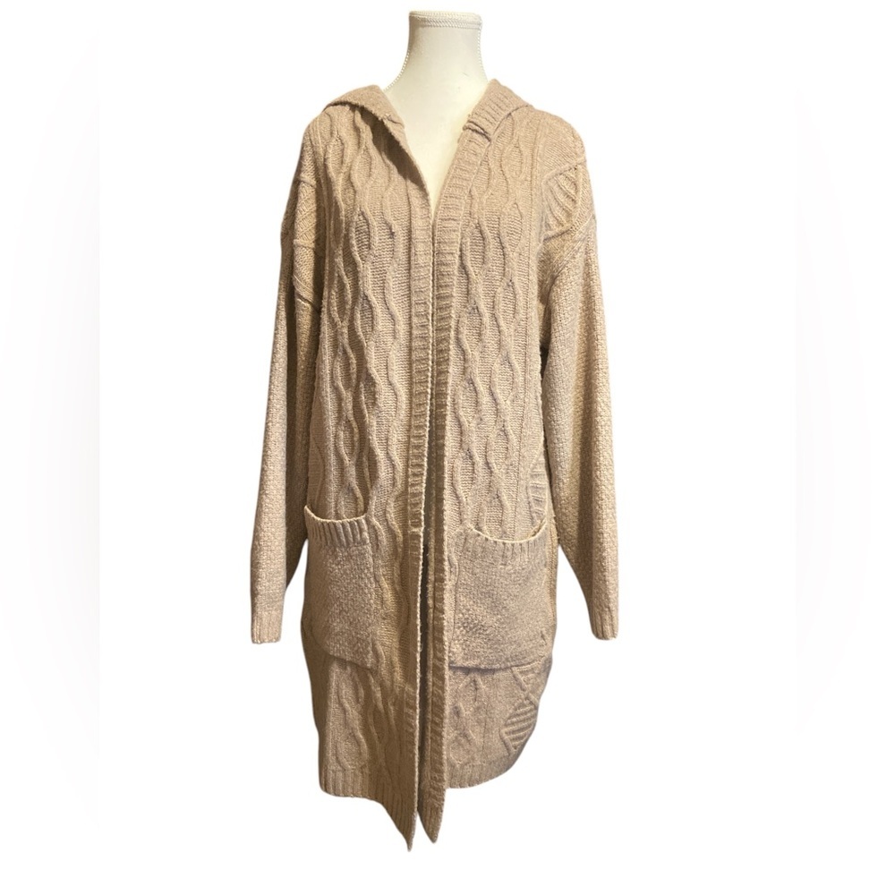 NWT OLIVE + OAK sweater size large
M01
